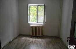 Apartament de vanzare cu 3 camere, 70 mp utili, renovat, zona Piata Hermes!