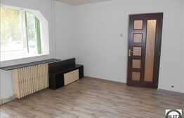 Apartament de vanzare cu 3 camere, 70 mp utili, renovat, zona Piata Hermes!