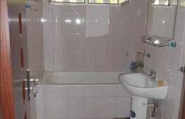 Apartament de vanzare cu 3 camere, 70 mp utili, renovat, zona Piata Hermes!