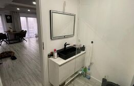 Penthouse 3 camere mobilat lux ,73 mp utili ,terasa 78 mp, zona Teilor