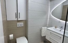 Apartament 3 camere, 75 mp, parcare, zona Complexul Azoria