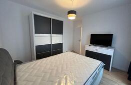 Apartament 3 camere, 75 mp, parcare, zona Complexul Azoria