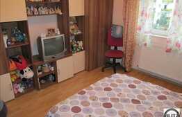 4 camere, 77 mp utili, decomandat, 2 bai, boxa, izolat exterior, zona Kaufland!