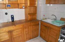 Vanzare apartament 2 camere, 50 mp, decomandat, boxa, zona strazii Donath!