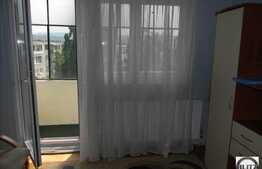 Vanzare apartament 2 camere, 50 mp, decomandat, boxa, zona strazii Donath!