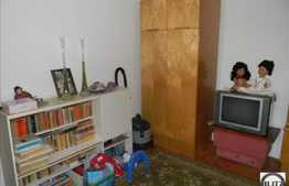 Apartament 3 camere, 65 mp utili, boxa subsol, zona strazii Mehedinti