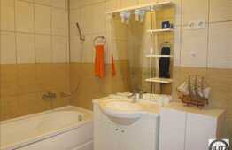 Apartament la prima inchiriere, 2 camere, 57 mp, AC, cu parcare, zona Florilor!