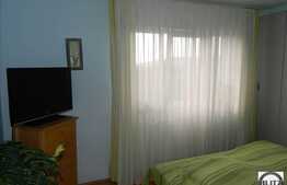 Apartament 4 camere, semidecomandat, 78 mp utili, parcare, zona strazii Bucium