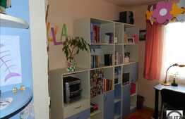 Apartament 4 camere, semidecomandat, 78 mp utili, parcare, zona strazii Bucium