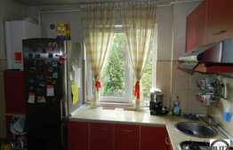 Apartament 4 camere, semidecomandat, 78 mp utili, parcare, zona strazii Bucium