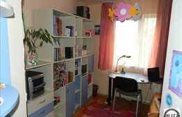 Apartament 4 camere, semidecomandat, 78 mp utili, parcare, zona strazii Bucium