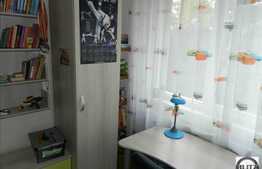 Apartament 4 camere, semidecomandat, 78 mp utili, parcare, zona strazii Bucium