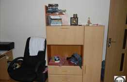 Vanzare 1 camera, decomandat, 38 mp utili, garaj, zona Vila Rosa!