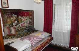 Apartament de vanzare, 3 camere, etaj intermediar, zona Calea Floresti!