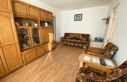 Apartament de 2 camere, etaj 1, balcon, zona Minerva