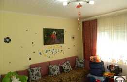 Apartament de vanzare, 4 camere, mobilat modern, zona strazii Dunarii!