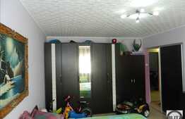 Apartament de vanzare, 4 camere, mobilat modern, zona strazii Dunarii!