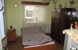 Vanzare 3 camere decomandate, 63 mp utili, balcon, finisat clasic, zona Pasteur!