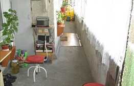 Vanzare 3 camere decomandate, 63 mp utili, balcon, finisat clasic, zona Pasteur!