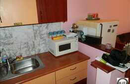 Garsoniera de vanzare, 1 camera, etaj intermediar, zona strazii Cojocnei!