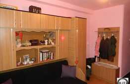 Garsoniera de vanzare, 1 camera, etaj intermediar, zona strazii Cojocnei!