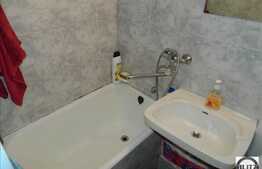 Garsoniera de vanzare, 1 camera, etaj intermediar, zona strazii Cojocnei!