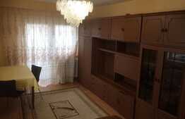 Inchiriere 4 camere, decomandat, 80 mp, terasa 25 mp, parcare, zona Podului Calvaria!