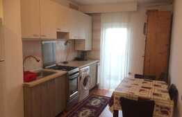 Inchiriere 4 camere, decomandat, 80 mp, terasa 25 mp, parcare, zona Podului Calvaria!