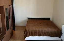 Inchiriere 4 camere, decomandat, 80 mp, terasa 25 mp, parcare, zona Podului Calvaria!