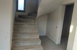 Unitate tip duplex, 111 mp utili, 270 mp teren, Sannicoara