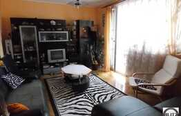 Apartament de vanzare, 4 camere, etaj intermediar, zona Primaverii!