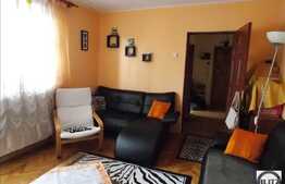 Apartament de vanzare, 4 camere, etaj intermediar, zona Primaverii!