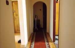 Apartament de vanzare, 4 camere, etaj intermediar, zona Primaverii!