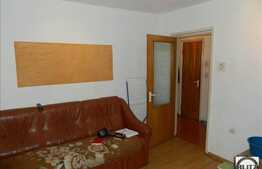 Apartament de vanzare, 2 camere, etaj intermediar, loc de parcare inclus!