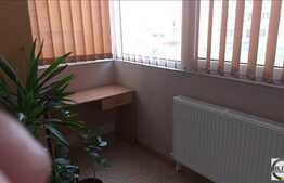 De vanzare 1 camera, etaj intermediar, zona Florilor, loc de parcare, mobilat!