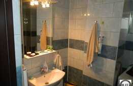 Apartament de vanzare, 2 camere, 46 mp, zona Iulius Mall!