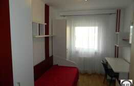 Apartament de vanzare, 3 camere, etaj intermediar, zona strazii Fabricii!