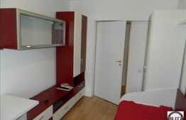 Apartament de vanzare, 3 camere, etaj intermediar, zona strazii Fabricii!