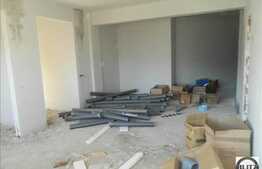 3 camere, 81 mp utili, 12 mp balcon, etaj intermediar, zona linistita! Parcare!