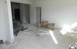 3 camere, 81 mp utili, 12 mp balcon, etaj intermediar, zona linistita! Parcare!