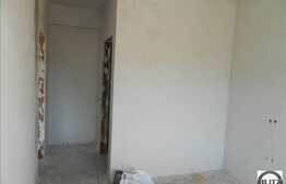 3 camere, 81 mp utili, 12 mp balcon, etaj intermediar, zona linistita! Parcare!