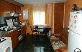 Apartament de vanzare, 3 camere, loc de parcare, zona Intre Lacuri!