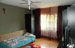 Apartament de vanzare, 3 camere, loc de parcare, zona Intre Lacuri!