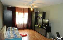 Apartament de vanzare, 3 camere, loc de parcare, zona Intre Lacuri!