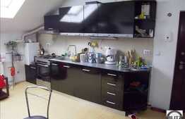 Apartament 3 camere, 85 mp utili, cu scara interioara, zona strazii Lunii