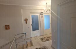 Duplex cu 4 camere, 120 mp utili, garaj, 250 mp de teren, zona Tauti