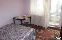 Apartament de vanzare, 4 camere, etaj intermediar, zona strazii Bucuresti!