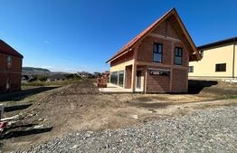 Casa individuala, 125 mp utili, 640 mp teren, Chinteni