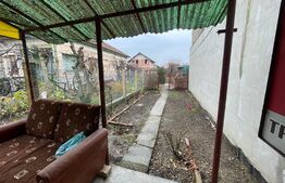Garsoniera, 35 mp, parcare, curte, zona străzii Arad