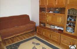 Apartament de vanzare, 3 camere, cu boxa la subsol si garaj, zona Kaufland!